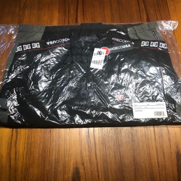 COPY - DC Astrak Jacket Size Large NWT - Picture 4 of 5